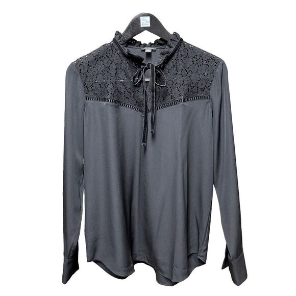 🌟70% OFF🌟 Ann Taylor Black Lace Neck Long Sleeve Blouse - Picture 1 of 2